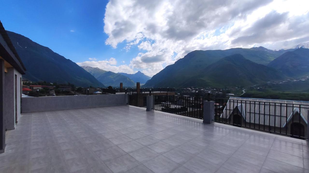 Prime Hotel Kazbegi Bagian luar foto