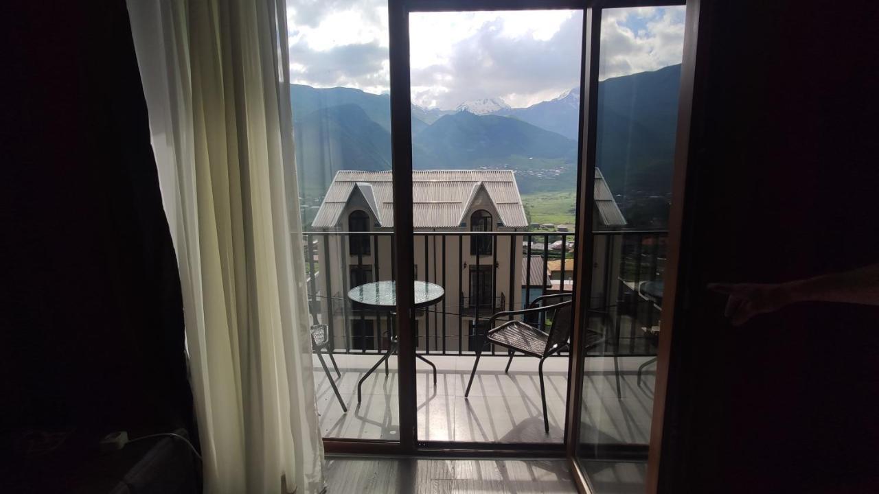 Prime Hotel Kazbegi Bagian luar foto