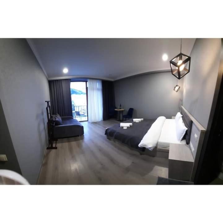 Prime Hotel Kazbegi Bagian luar foto