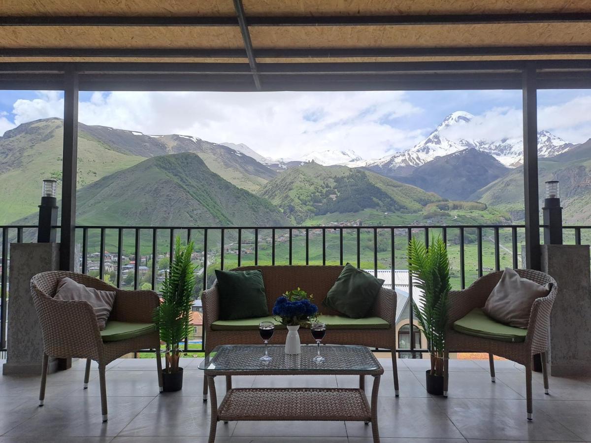 Prime Hotel Kazbegi Bagian luar foto